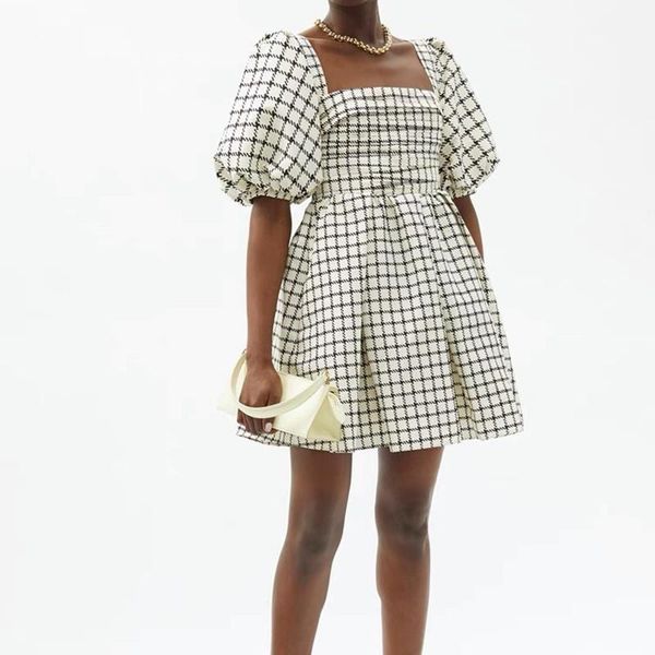 party dresses backless plaid mini dress women puff sleeve high waist square collar summer 2021 female robe, White;black
party dresses backless plaid mini dress women puff sleeve high waist square collar summer 2021 female robe, White;black