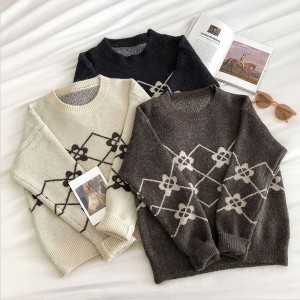 2021 new autumn winter pullover women long sleeved vintage flower pattern korean knitted sweater woman oversized 7pv1, White;black
2021 new autumn winter pullover women long sleeved vintage flower pattern korean knitted sweater woman oversized 7pv1, White;black