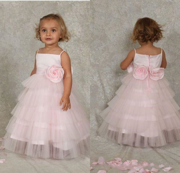 low price ball gown floor length pink tiered tulle flower girls' dresses with straps handmade flowers lovely first communicate, White;blue
low price ball gown floor length pink tiered tulle flower girls' dresses with straps handmade flowers lovely first communicate, White;blue