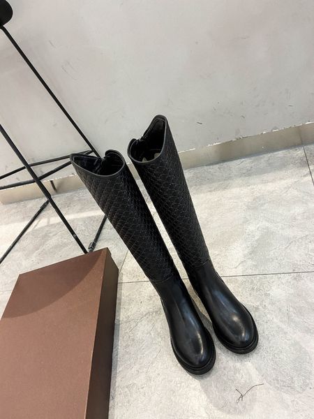 womens tall knee high boots luxury designer boot white black grid design platform wedge shoes with box
womens tall knee high boots luxury designer boot white black grid design platform wedge shoes with box