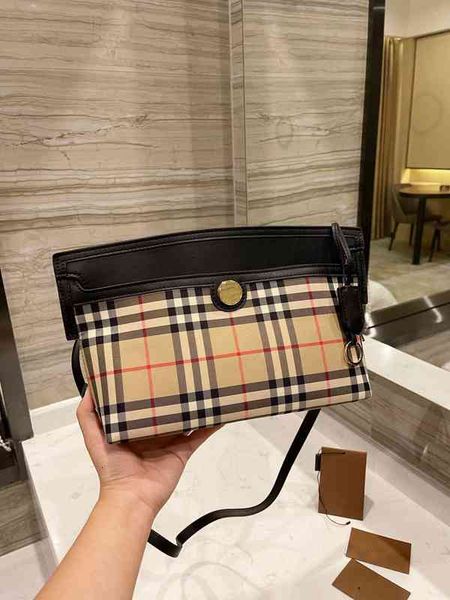handbag b practical commuter temperament women's plaid leather single shoulder bag messenger women, Black;red
handbag b practical commuter temperament women's plaid leather single shoulder bag messenger women, Black;red
