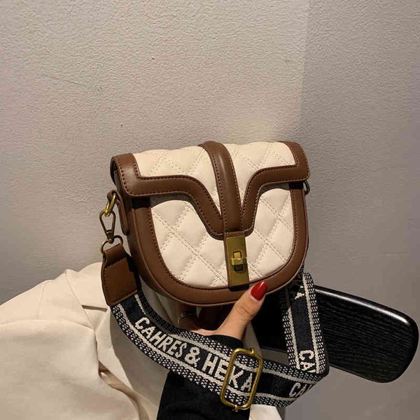 2022 factory wholesale new this year's small female ins minority fashion versatile broadband autumn and winter messenger single shoulde
2022 factory wholesale new this year's small female ins minority fashion versatile broadband autumn and winter messenger single shoulde