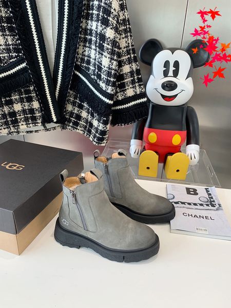 2022 winter women dress boots high heels design leather boot knitted sock-like flats biker luxury designer shoes tall ankle booties with log, Black
2022 winter women dress boots high heels design leather boot knitted sock-like flats biker luxury designer shoes tall ankle booties with log, Black