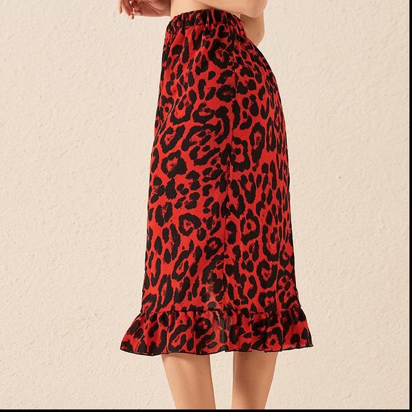 2021 womens summer red high waist midi skirt leopard long skirt women female office ruffle animal print skirts, Black
2021 womens summer red high waist midi skirt leopard long skirt women female office ruffle animal print skirts, Black