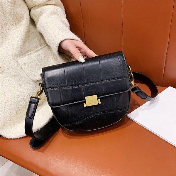 cross body luxurious women's bag 2021 designers luxury saddle pu versatile lady one shoulder female handle fashion brand handbags
cross body luxurious women's bag 2021 designers luxury saddle pu versatile lady one shoulder female handle fashion brand handbags