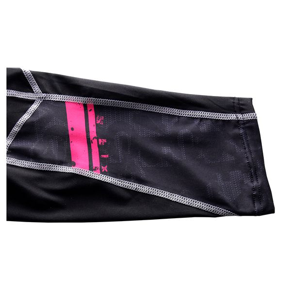 2020 new men warm lined motorcycle thermal underwear set base layer winter keep warm long johns shirts & bottom skiing suit
2020 new men warm lined motorcycle thermal underwear set base layer winter keep warm long johns shirts & bottom skiing suit