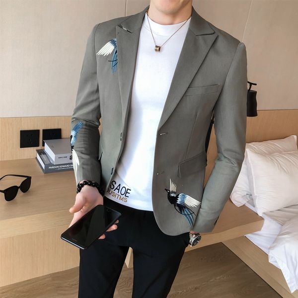 2021 embroidered casual wedding jacket men's suit blazer hombre club dj stage clothes lobq, White;black
2021 embroidered casual wedding jacket men's suit blazer hombre club dj stage clothes lobq, White;black