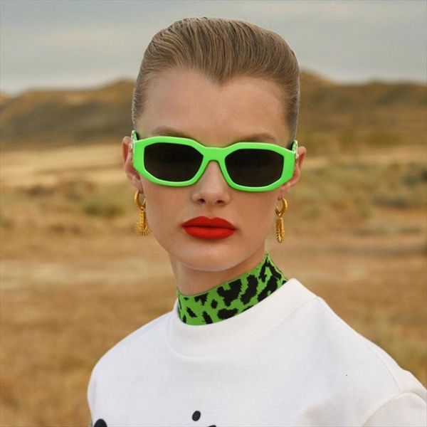 fashion personalized metal decorative men sunglasses irregular small frame women sunglass uv400 oculos de sol 4361, White;black
fashion personalized metal decorative men sunglasses irregular small frame women sunglass uv400 oculos de sol 4361, White;black