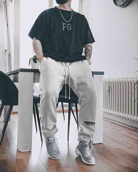 fog feel of god sentials multi thread fashion brand printed letters leggings men's new, Blue
fog feel of god sentials multi thread fashion brand printed letters leggings men's new, Blue