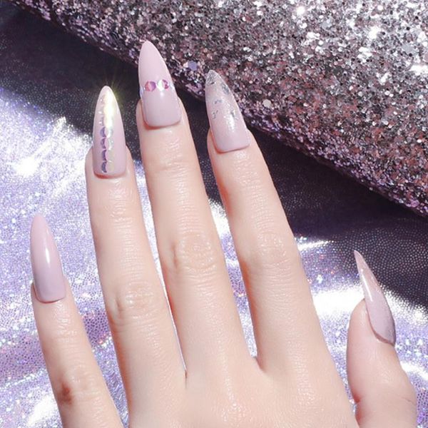 nail glitter art sequins silver manicure acrylic nails decorations holographic easy to use, Silver;gold 
nail glitter art sequins silver manicure acrylic nails decorations holographic easy to use, Silver;gold