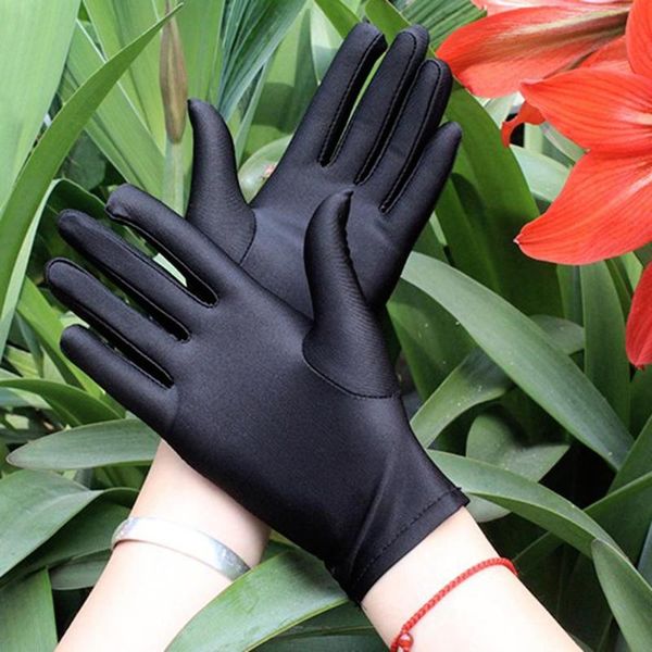 five fingers gloves elegant women cotton breathable uv non-slip full finger driving glove summer thin short elasticity sunscreen etiquette k, Blue;gray
five fingers gloves elegant women cotton breathable uv non-slip full finger driving glove summer thin short elasticity sunscreen etiquette k, Blue;gray