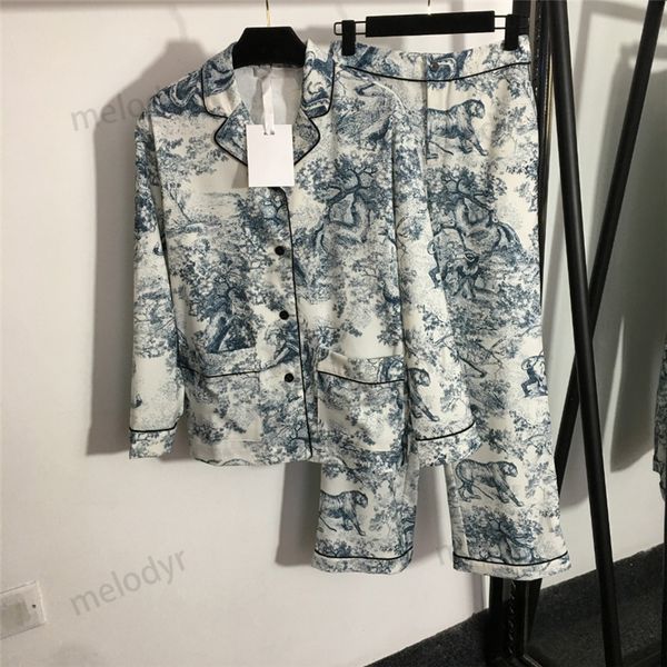 thin long sleeves sleepwear home textile jacquard printed pajamas set loose casual homewear for women
thin long sleeves sleepwear home textile jacquard printed pajamas set loose casual homewear for women