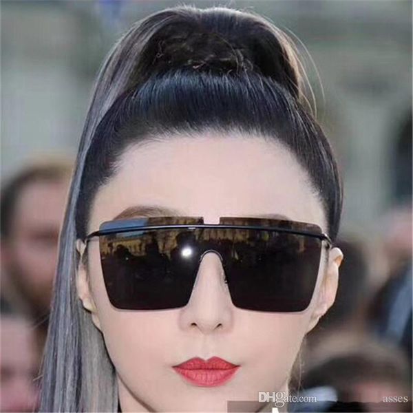 luxury 0328 sunglasses for women brand design popular fashion summer style with the bees uv400 connection lens come with case, White;black
luxury 0328 sunglasses for women brand design popular fashion summer style with the bees uv400 connection lens come with case, White;black