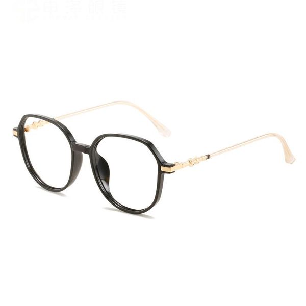 sunglasses blue light blocking computer glasses for women man color changing eyewear anti glare eyeglasses men daily use, White;black
sunglasses blue light blocking computer glasses for women man color changing eyewear anti glare eyeglasses men daily use, White;black