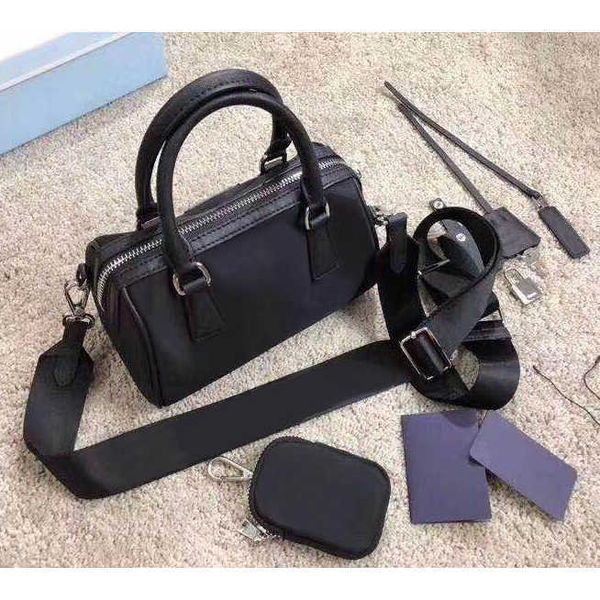 classic flower boston s three piece set shoulder for women tote woman hands presbyopic messenger handbags canvas purse lady
classic flower boston s three piece set shoulder for women tote woman hands presbyopic messenger handbags canvas purse lady