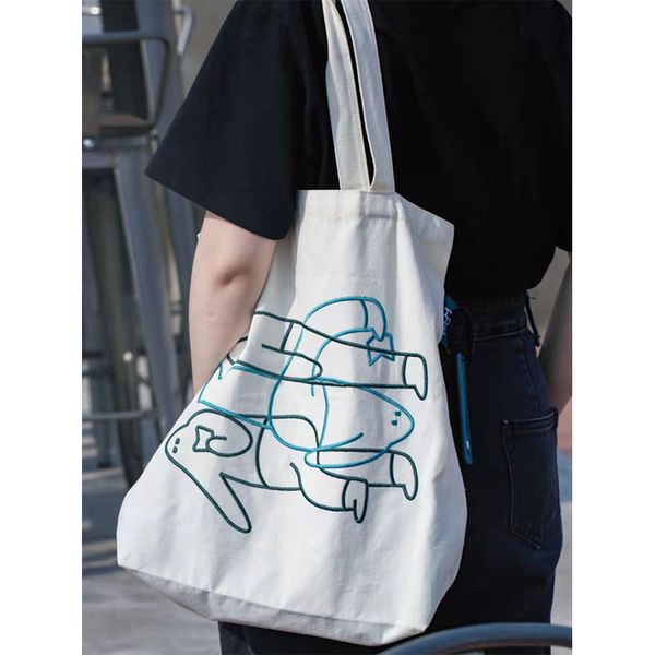summer literary class, hand-carried one-shoulder canvas bag, female cute embroidery design, large capacity
summer literary class, hand-carried one-shoulder canvas bag, female cute embroidery design, large capacity