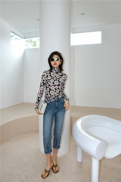 2021 new daisy floral print turtleneck long sleeve t casual women korean tee shirt spring clothing n3p8, White
2021 new daisy floral print turtleneck long sleeve t casual women korean tee shirt spring clothing n3p8, White
