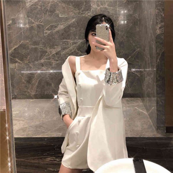 women's suits & blazers fashionable 2021 blazer stylish women's jacket sleeve with sequins and jackets, White;black
women's suits & blazers fashionable 2021 blazer stylish women's jacket sleeve with sequins and jackets, White;black