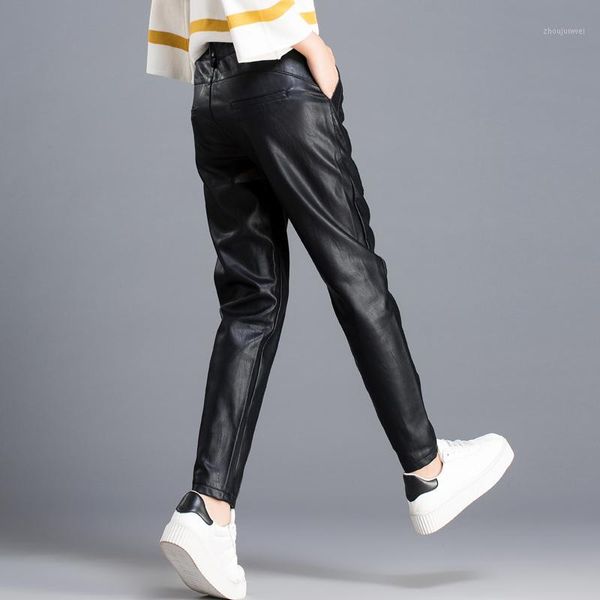 women's pants & capris women's casual harem leather women velvet loose 2022 style high waist autumn winter korean feet thick warm, Black;white
women's pants & capris women's casual harem leather women velvet loose 2022 style high waist autumn winter korean feet thick warm, Black;white