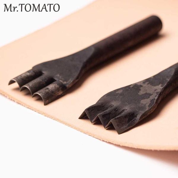 1pcs leather flower steel punches diy leather punching tools handwork tools household set zigzag wave, Black
1pcs leather flower steel punches diy leather punching tools handwork tools household set zigzag wave, Black