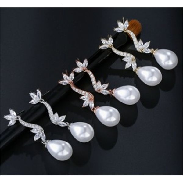 designer chaming crystal diamond jewelry stone 925 silver pearl waterdrop lady's earings 11.68ghjuth
designer chaming crystal diamond jewelry stone 925 silver pearl waterdrop lady's earings 11.68ghjuth