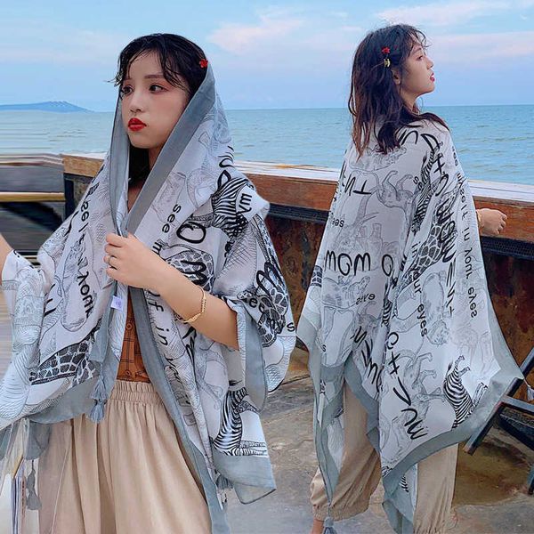 2021 good quality female sunscreen shawl spring and summer korean version small frh long silk scarf beach towel, Blue;gray
2021 good quality female sunscreen shawl spring and summer korean version small frh long silk scarf beach towel, Blue;gray
