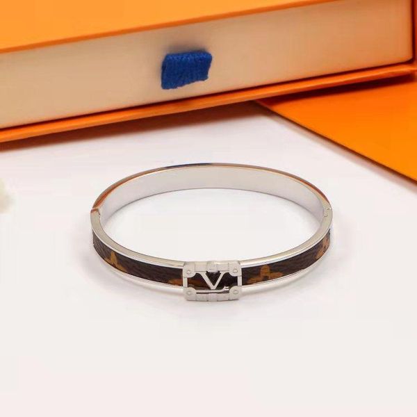 bangle square letter leather bracelet classic european and american fashion titanium steel lovers jewelry, Black
bangle square letter leather bracelet classic european and american fashion titanium steel lovers jewelry, Black