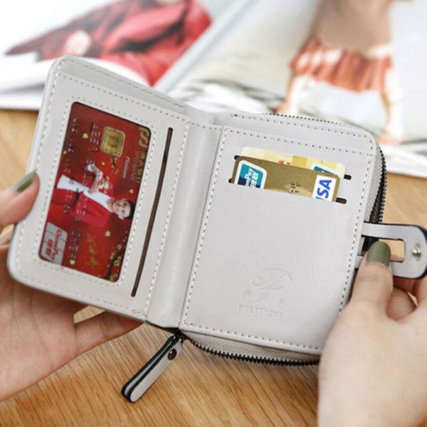 wallets women solid color small fashion ladies leather letter purse short coin bag for women's clutch card holder, Red;black
wallets women solid color small fashion ladies leather letter purse short coin bag for women's clutch card holder, Red;black