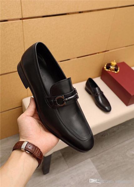 g1 men leather shoes men designers dress shoe formal wedding party shoes for men retro brogue shoes luxury brands men's oxfords 33, Black
g1 men leather shoes men designers dress shoe formal wedding party shoes for men retro brogue shoes luxury brands men's oxfords 33, Black
