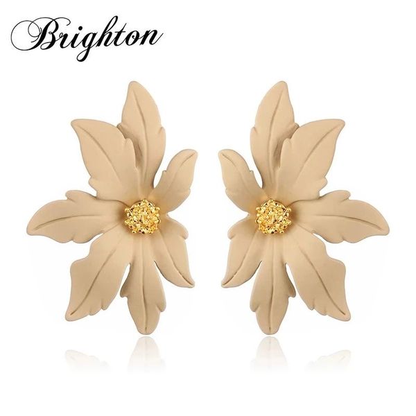 stud bohemia resin flower earrings for women copper metal yellow red earring party wedding fashion jewelry beach summer, Golden;silver
stud bohemia resin flower earrings for women copper metal yellow red earring party wedding fashion jewelry beach summer, Golden;silver