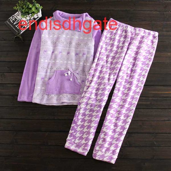 version pajamas autumn and cute winter thickened european cartoon coral velvet pullover home suit, Black;white
version pajamas autumn and cute winter thickened european cartoon coral velvet pullover home suit, Black;white