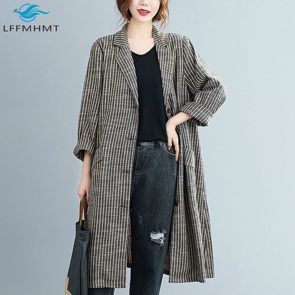 2021 new spring women fashion large size notched collar long sleeve stripe suit coat office lady casual single breasted jacket qmds, White;black
2021 new spring women fashion large size notched collar long sleeve stripe suit coat office lady casual single breasted jacket qmds, White;black