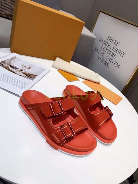 designer luxury woman slipper men comfort slides minimalist summer lady sandal shoes fashion royal versatile sandals with box dust bag4 size, Black
designer luxury woman slipper men comfort slides minimalist summer lady sandal shoes fashion royal versatile sandals with box dust bag4 size, Black