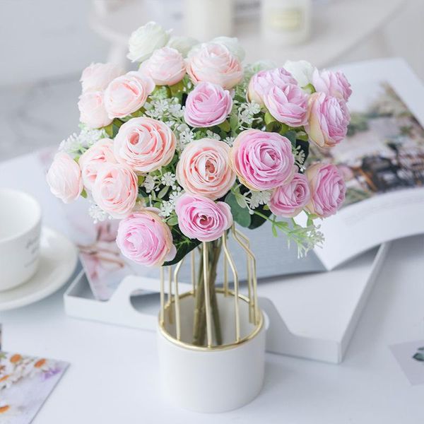 1 bundle artificial flowers silk peony bouquet vases for home decoration christmas wedding decorative bridal fake plants
1 bundle artificial flowers silk peony bouquet vases for home decoration christmas wedding decorative bridal fake plants