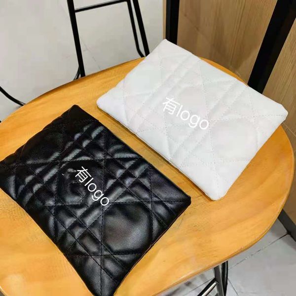 70% off luxury design handbag fashion cosmetic 2021 korean women's zero wallet letter embroidery hand simple texture storage bag z0b5
70% off luxury design handbag fashion cosmetic 2021 korean women's zero wallet letter embroidery hand simple texture storage bag z0b5