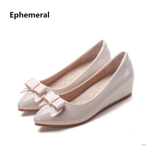 dress shoes female wedges pumps chunky heel with bow soft insole comfortable stilettos sweet slip-on for party wedding patent leather, Black
dress shoes female wedges pumps chunky heel with bow soft insole comfortable stilettos sweet slip-on for party wedding patent leather, Black