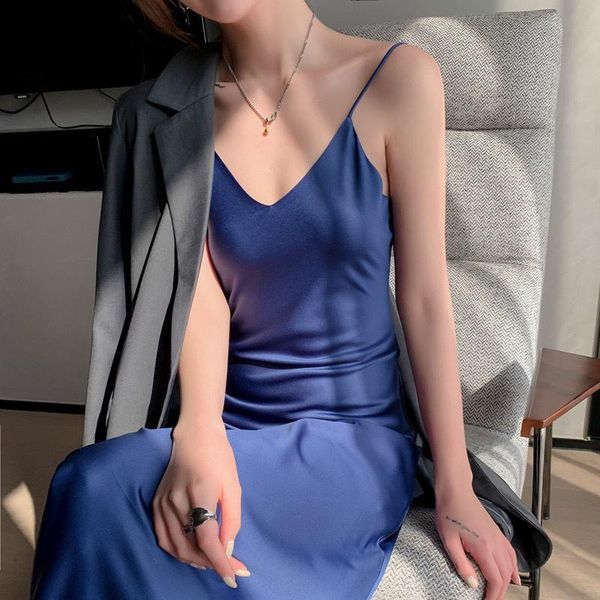 casual dresses satin ;halter dress v-neck party elegant for women summer 2021 temperament is a high-end long, Black;gray
casual dresses satin ;halter dress v-neck party elegant for women summer 2021 temperament is a high-end long, Black;gray
