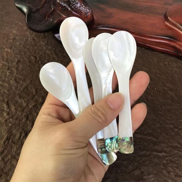 1pc natural shell handmade spoon white delicate kitchen tableware ice cream dessert spoons shell arts and crafts tools
1pc natural shell handmade spoon white delicate kitchen tableware ice cream dessert spoons shell arts and crafts tools