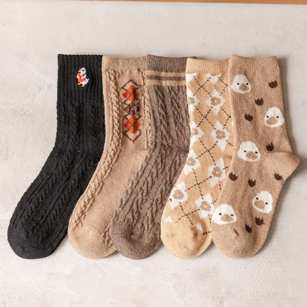 autumn winter thickened wool cute cartoon duck pattern, Black;white 
autumn winter thickened wool cute cartoon duck pattern, Black;white