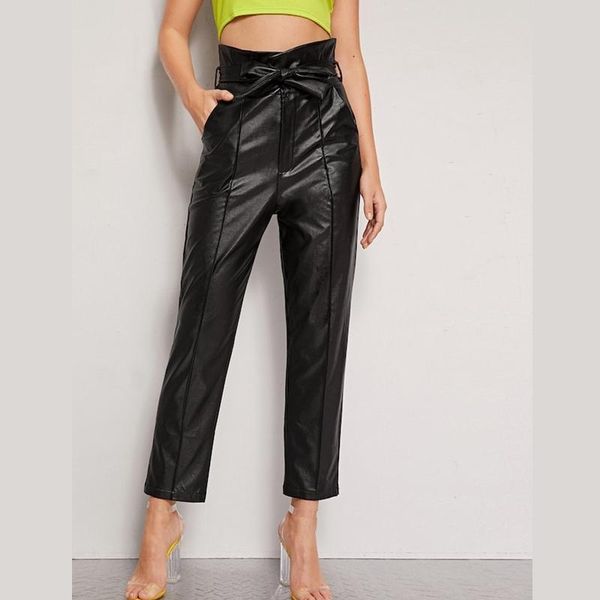 women's pants & capris high street pu faux leather vogue waist straight with bow tie belt fashion female long 2021, Black;white
women's pants & capris high street pu faux leather vogue waist straight with bow tie belt fashion female long 2021, Black;white