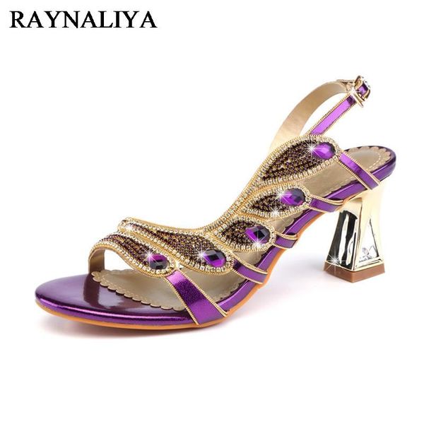 2021 summer new big size blue gold sandal new ladies rhinestone sandals high heeled thick heels diamond crystal shoes d0019, Black
2021 summer new big size blue gold sandal new ladies rhinestone sandals high heeled thick heels diamond crystal shoes d0019, Black