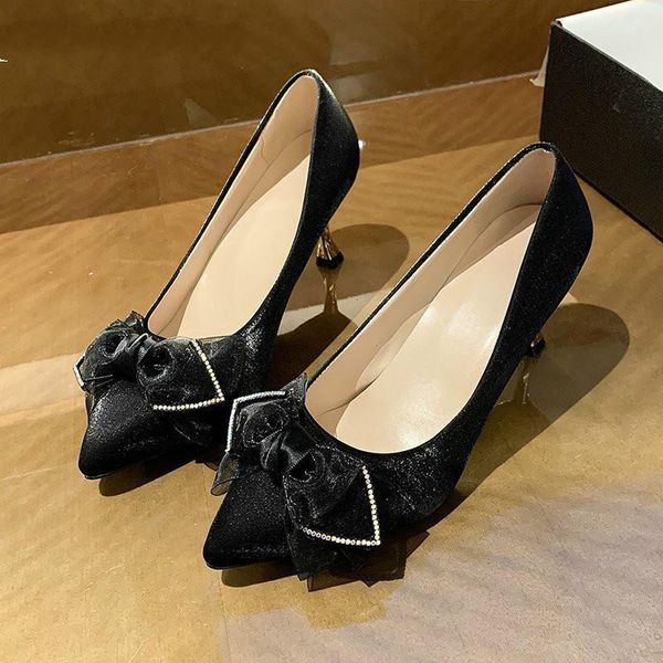 dress shoes fashion leather woman baotou bow 2021 spring elegant high heels thin party casual heel, Black
dress shoes fashion leather woman baotou bow 2021 spring elegant high heels thin party casual heel, Black