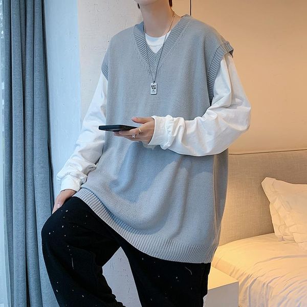 men's vests korean fashion port style casual sleeveless sweater vest coat solid color soft 2021 autumn, Black;white
men's vests korean fashion port style casual sleeveless sweater vest coat solid color soft 2021 autumn, Black;white