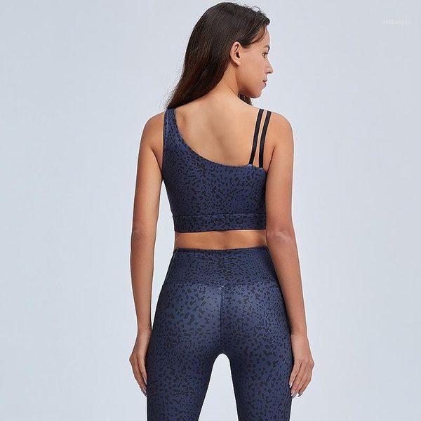yoga outfit running sport suits women sets shockproof one-shoulder bra seamless leggings gym sportswear fitness set sports clothing
yoga outfit running sport suits women sets shockproof one-shoulder bra seamless leggings gym sportswear fitness set sports clothing