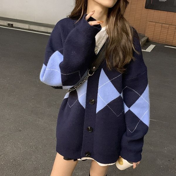 2021 autumn and winter new korean style diamond sweater cardigan womens outer wear thick college style loose and idle knitted coat, White;black
2021 autumn and winter new korean style diamond sweater cardigan womens outer wear thick college style loose and idle knitted coat, White;black