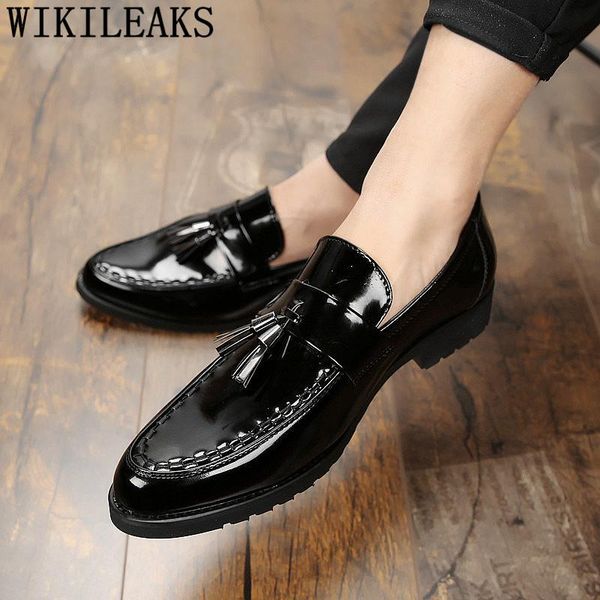 dress shoes oxford for men formal black coiffeur patent leather classic italian designer 2021 ayakkabi
dress shoes oxford for men formal black coiffeur patent leather classic italian designer 2021 ayakkabi