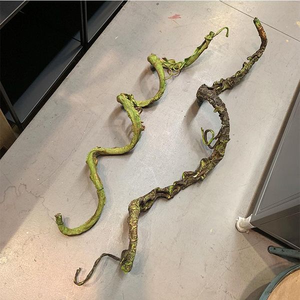 decorative flowers & wreaths moss vine tree rattan dried grape twigs dry branches balcony decoration storefront decorate wedding flower 
decorative flowers & wreaths moss vine tree rattan dried grape twigs dry branches balcony decoration storefront decorate wedding flower