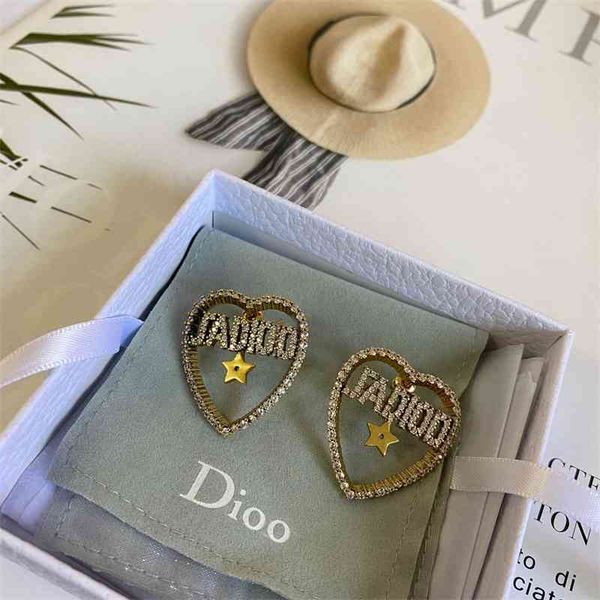 70% off outlet online new love inlaid diamond letter women's net red wind star earrings, Golden
70% off outlet online new love inlaid diamond letter women's net red wind star earrings, Golden