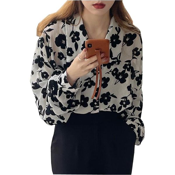 women's blouses & shirts 2021 spring summer vintage oversize buttons korean fashionable print floral lady wild cl864, White
women's blouses & shirts 2021 spring summer vintage oversize buttons korean fashionable print floral lady wild cl864, White