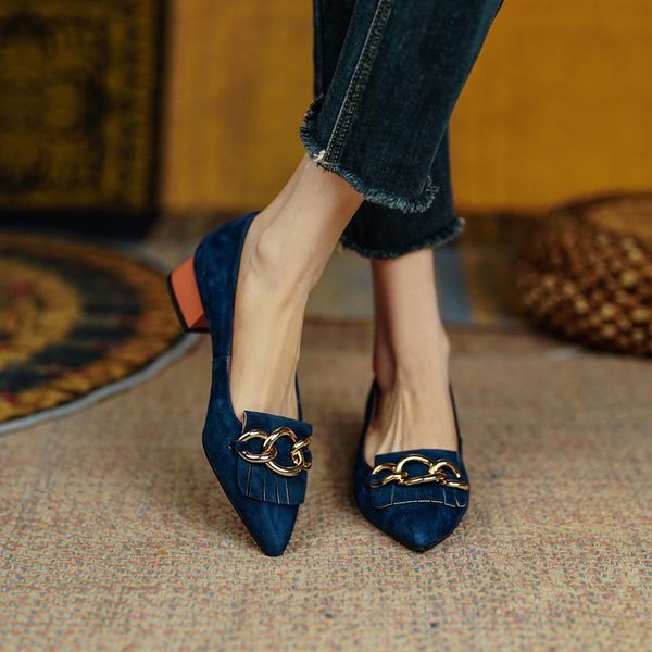 dress shoes 2021 female loafer leather fringe metal clasp ladies single shallow pointed chain retro women high heels pumps, Black
dress shoes 2021 female loafer leather fringe metal clasp ladies single shallow pointed chain retro women high heels pumps, Black